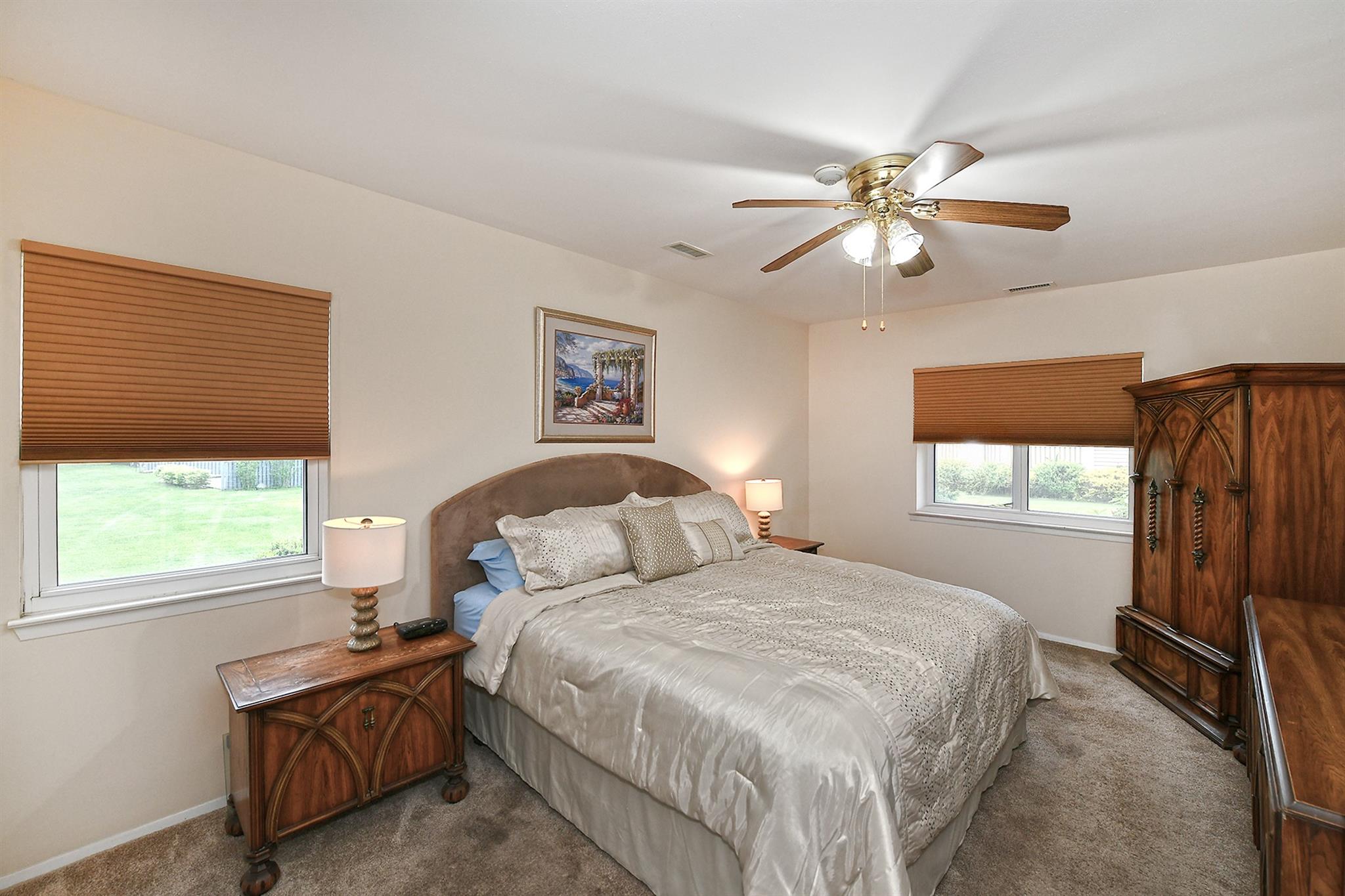 71 Eric Drive, Middle Island, New York image 14