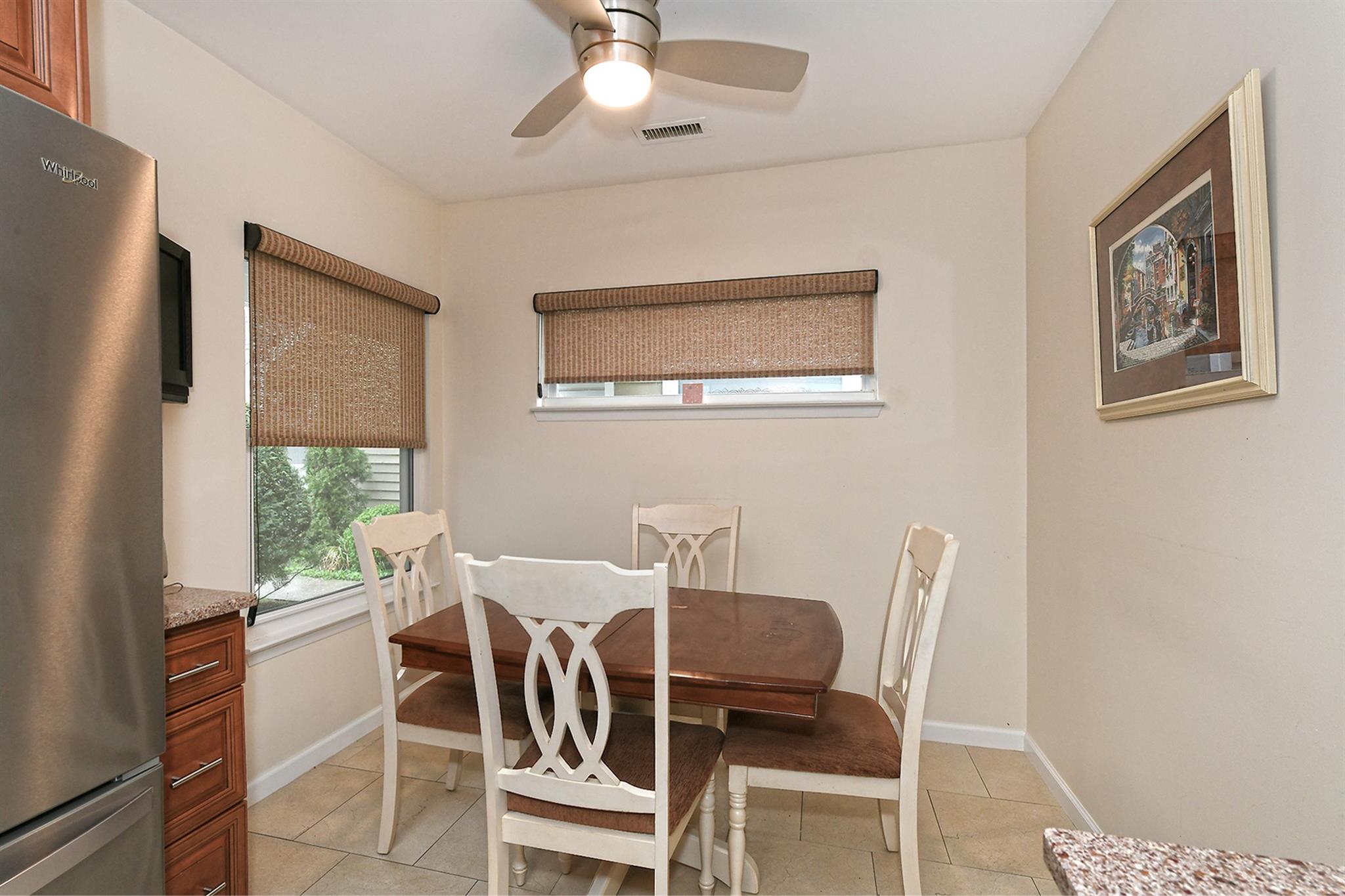 71 Eric Drive, Middle Island, New York image 10