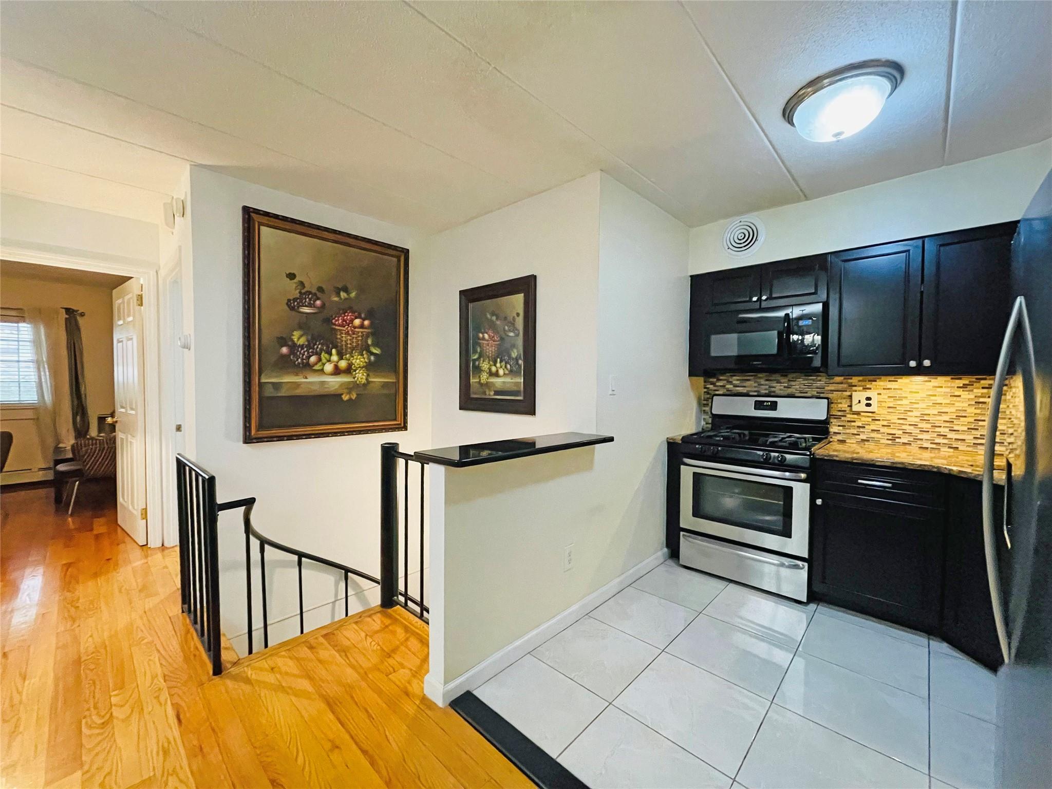 68-19 242nd Street #36A, Douglaston, New York image 8