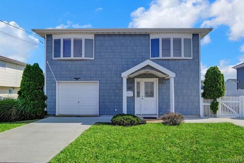 Photo of 497 Nassau Avenue, Freeport, NY 11520 (MLS # 902288)