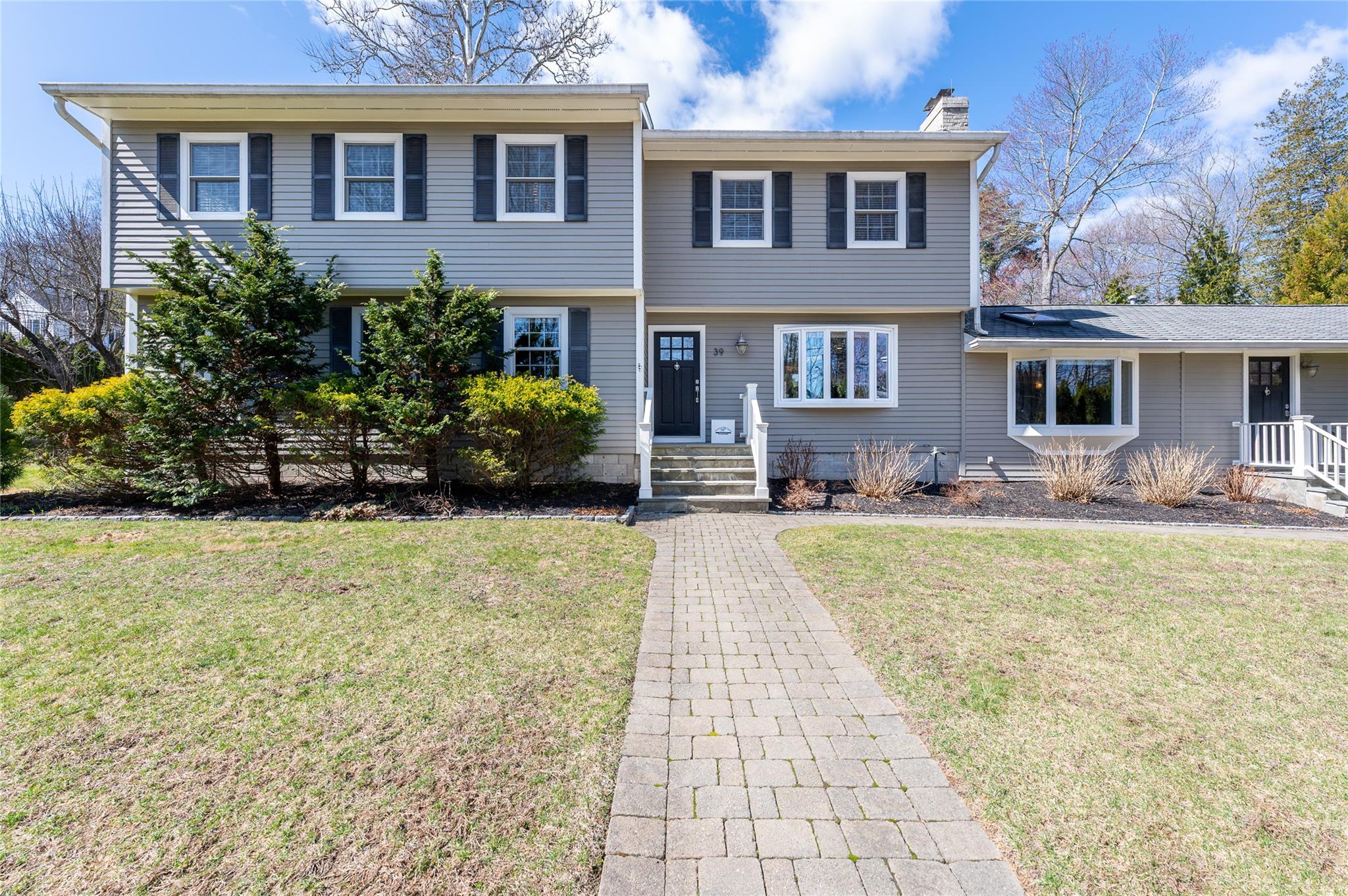39 Glenridge Road, Katonah, New York image 1