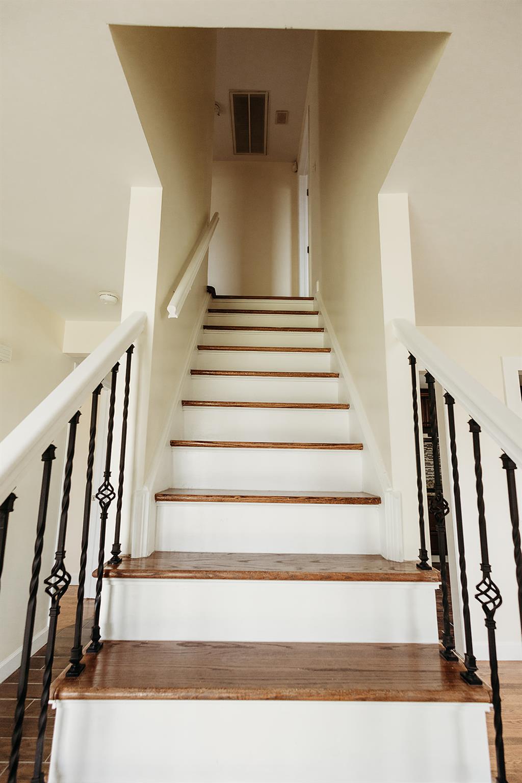11 Kennedy Terrace, Middletown, New York image 16