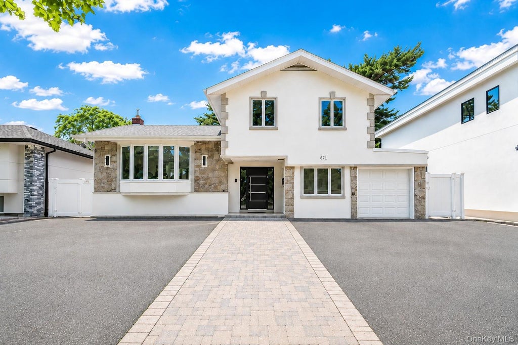 Photo of 871 Kilmer Lane, North Woodmere, NY 11581 (MLS # 1040508)