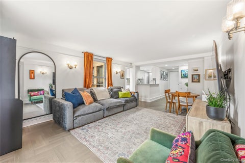 Condo For Sale - 111 E 88th Street #10F<br/> New York (Manhattan), OH 10128