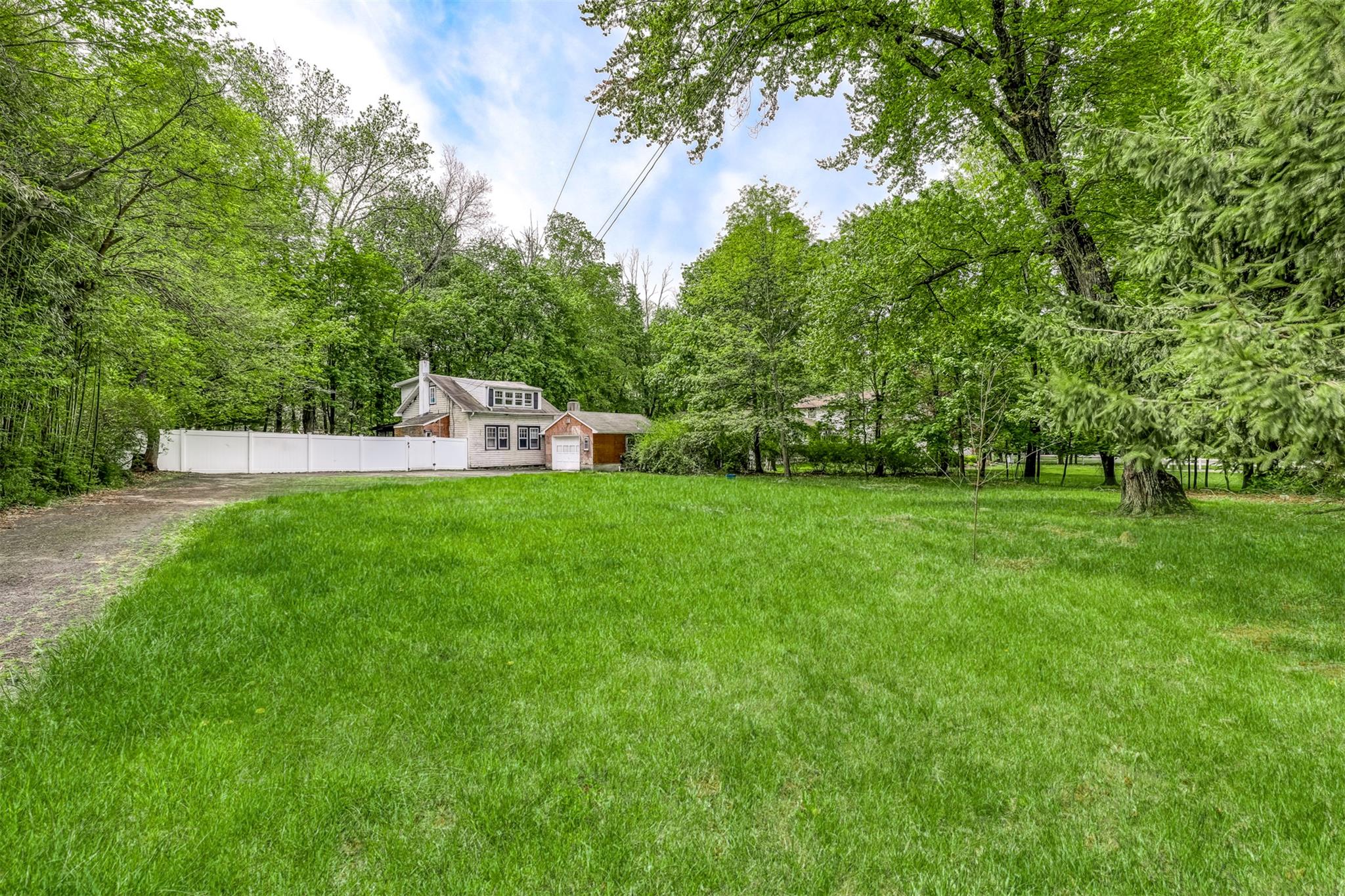 63 Viola Road, Suffern, New York image 2