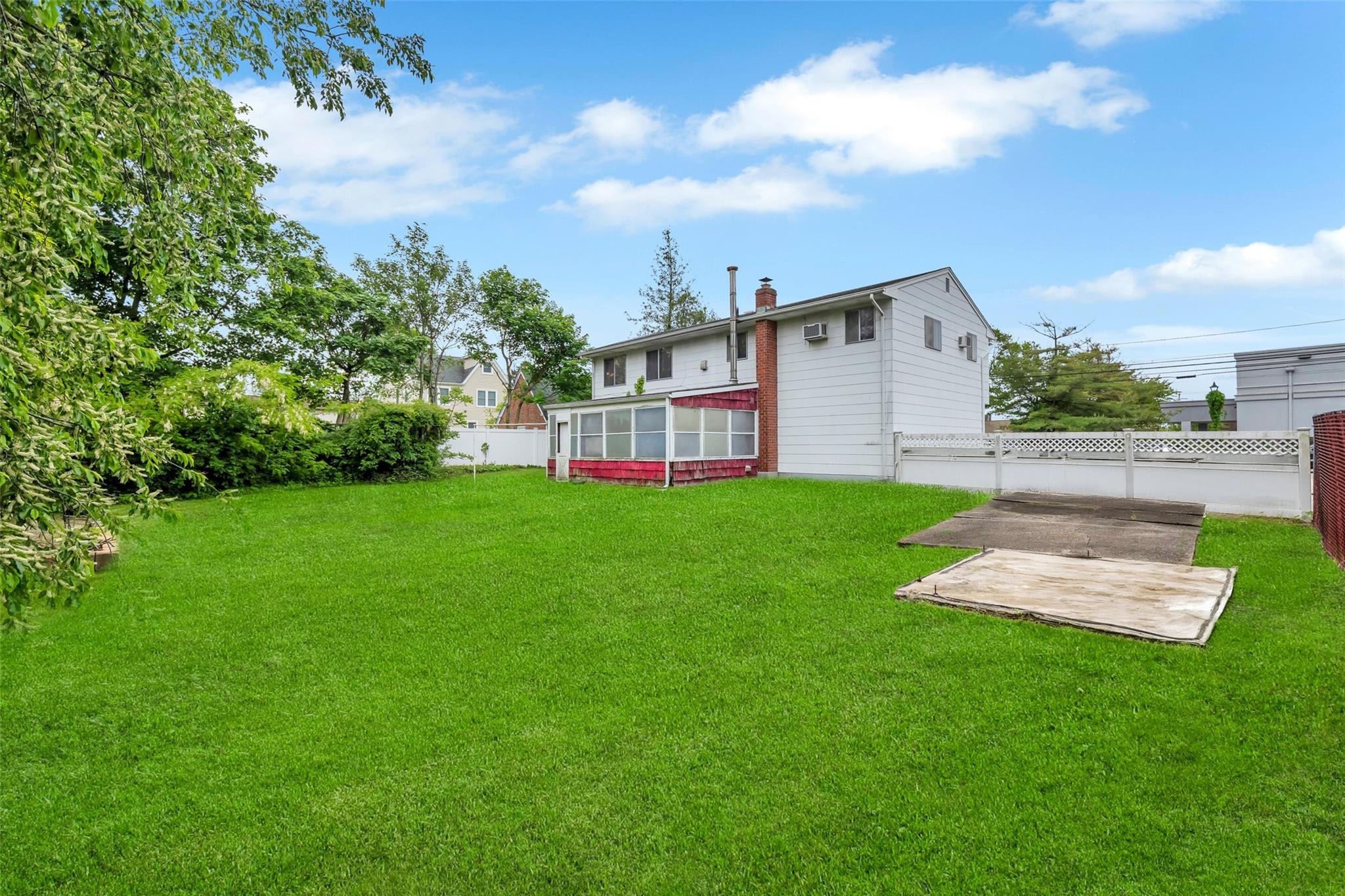 65 Cedar Court, Copiague, New York image 25