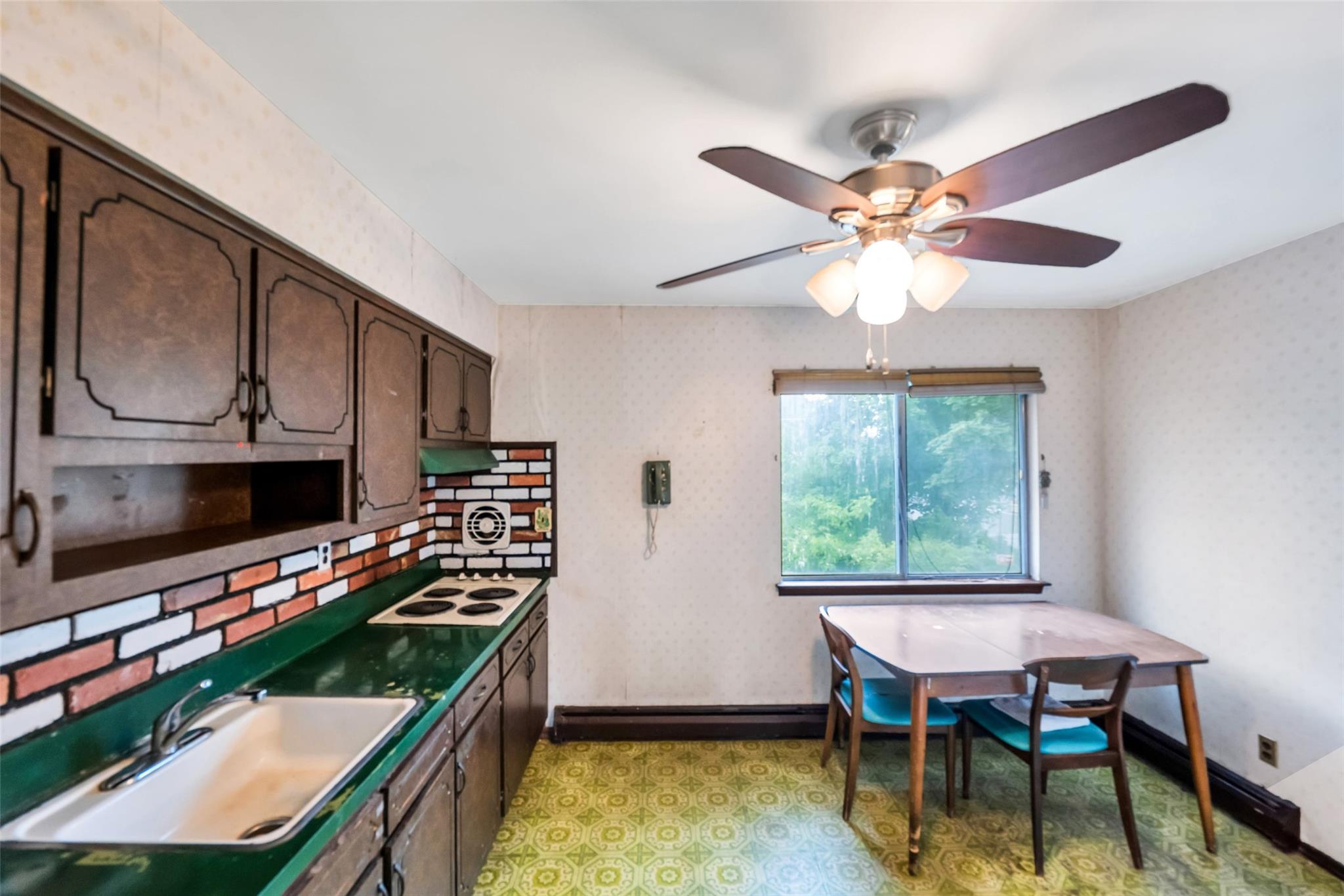 65 Cedar Court, Copiague, New York image 12