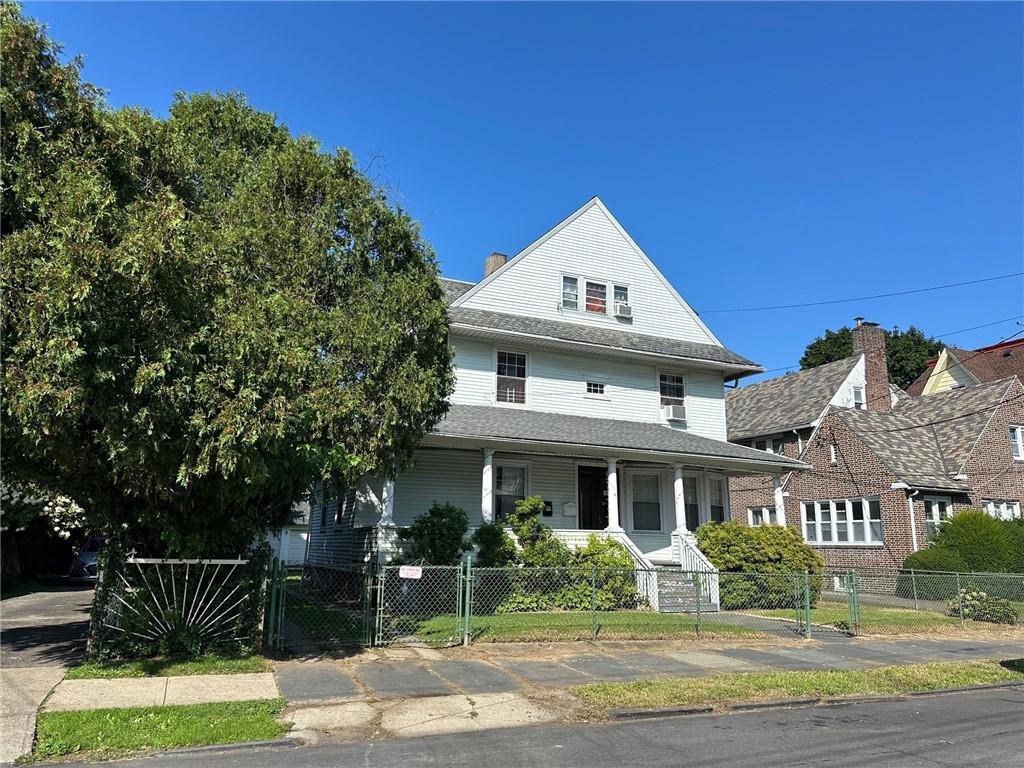 S 9th Avenue, Mount Vernon, New York - 2 Bedrooms  
1 Bathrooms - 