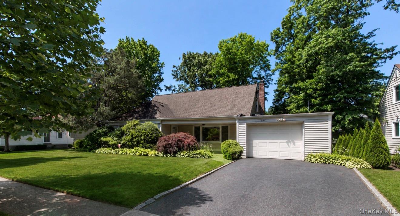 Photo 1 of 21 — 20 RAMSEY Road, Great Neck, NY 11023