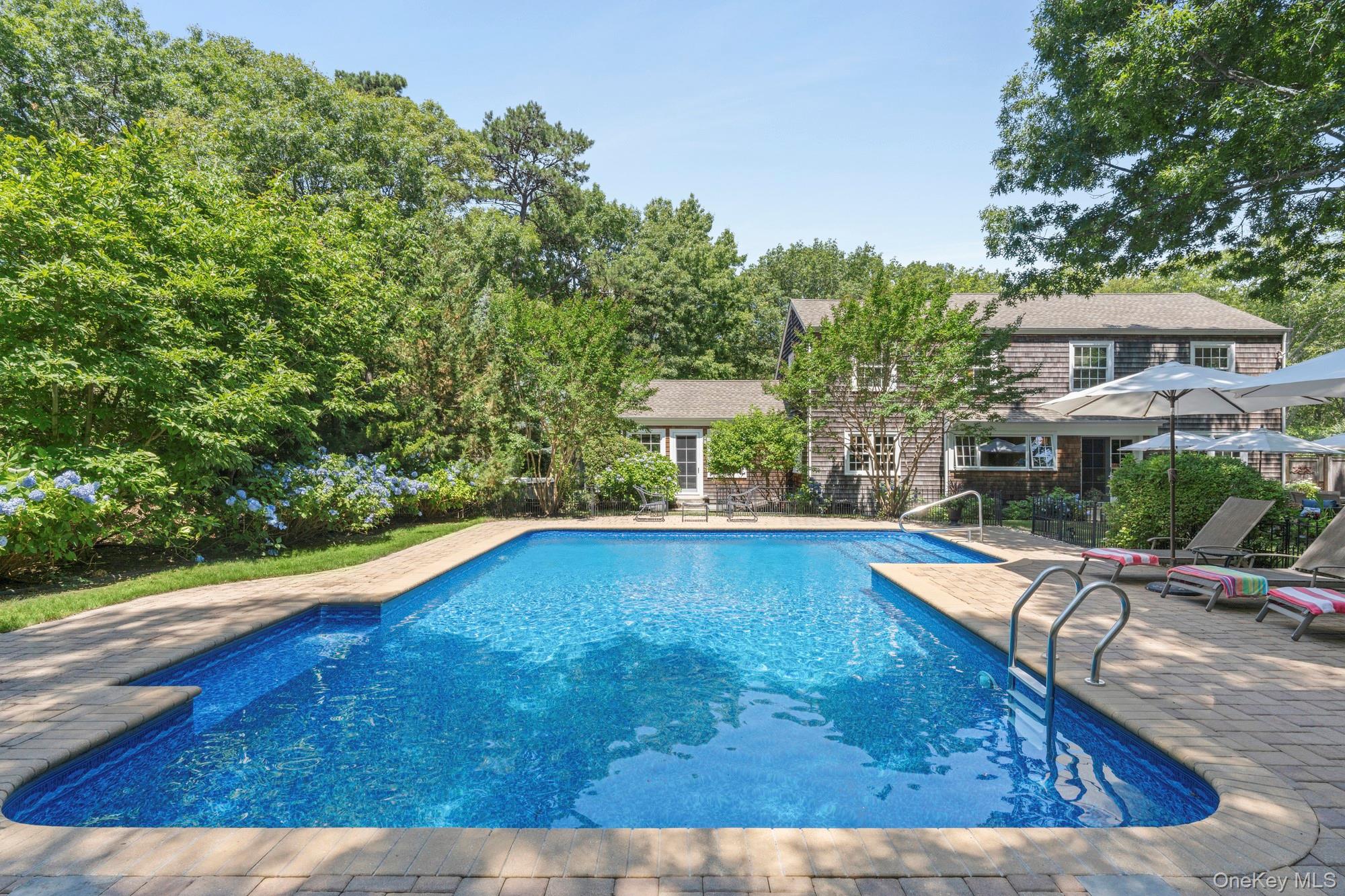 22 Spring Lane