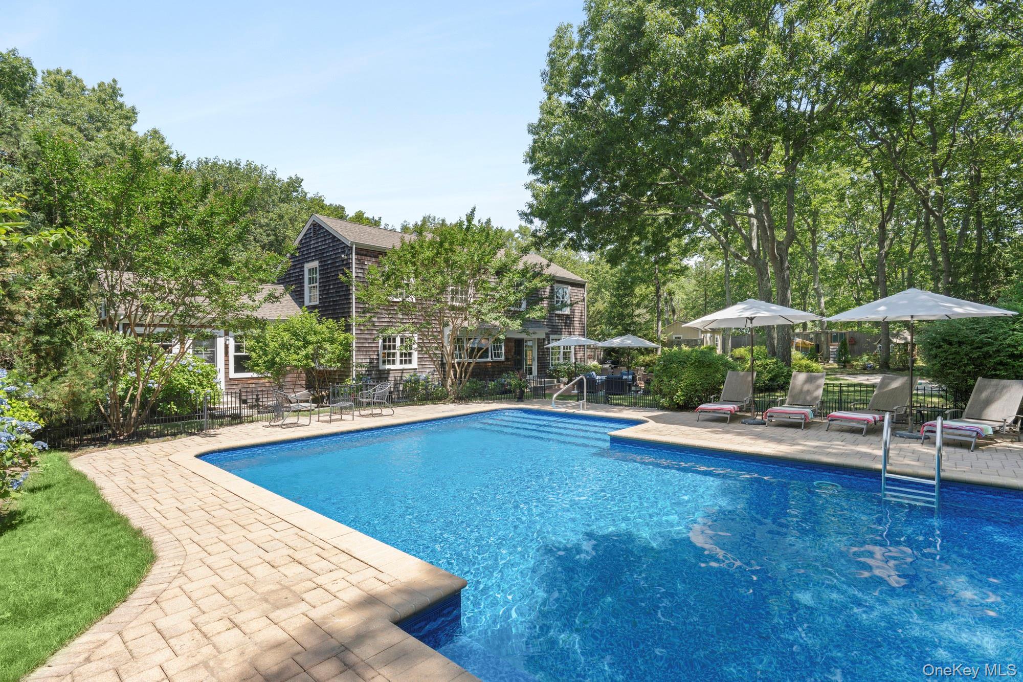 22 Spring Lane