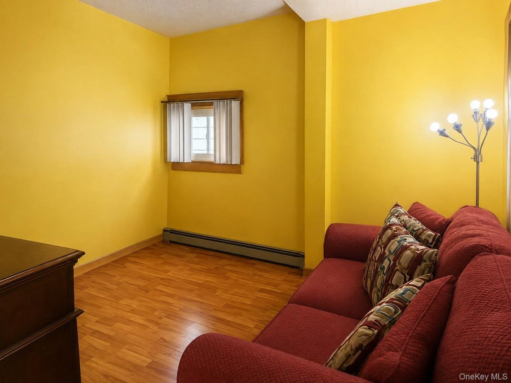 Photo of 18 Van Riper Street, Staten Island, NY 10302 (MLS # 1044567)