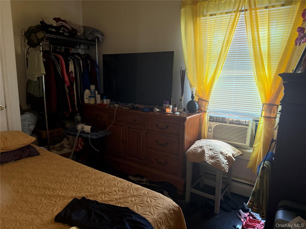 Photo of 18 Van Riper Street, Staten Island, NY 10302 (MLS # 1044567)