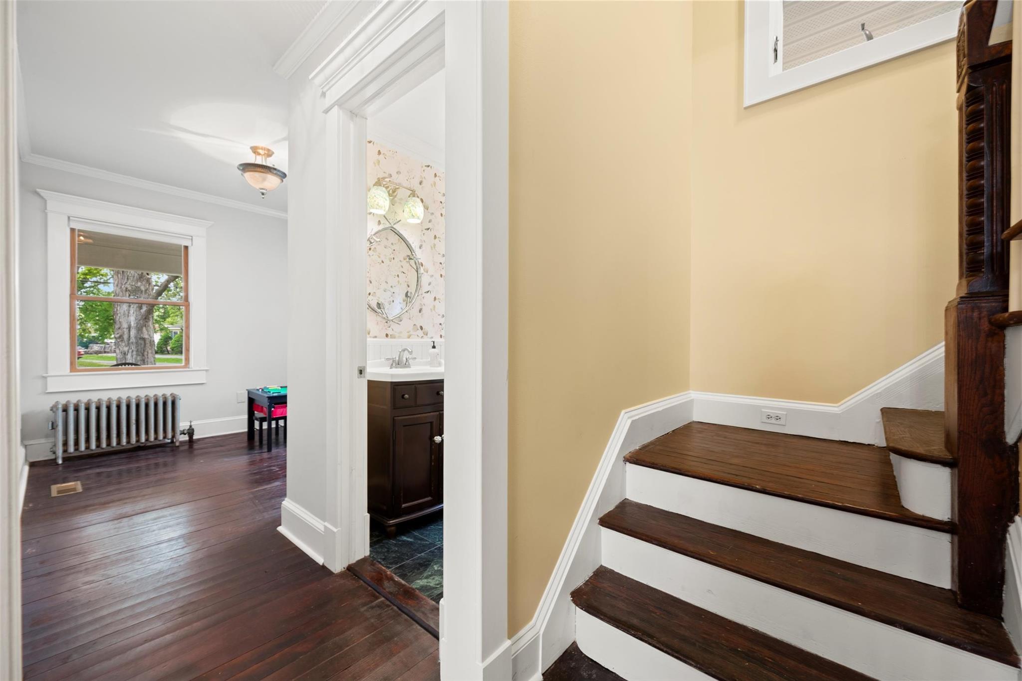 32 Clinton Avenue, Warwick, New York image 14