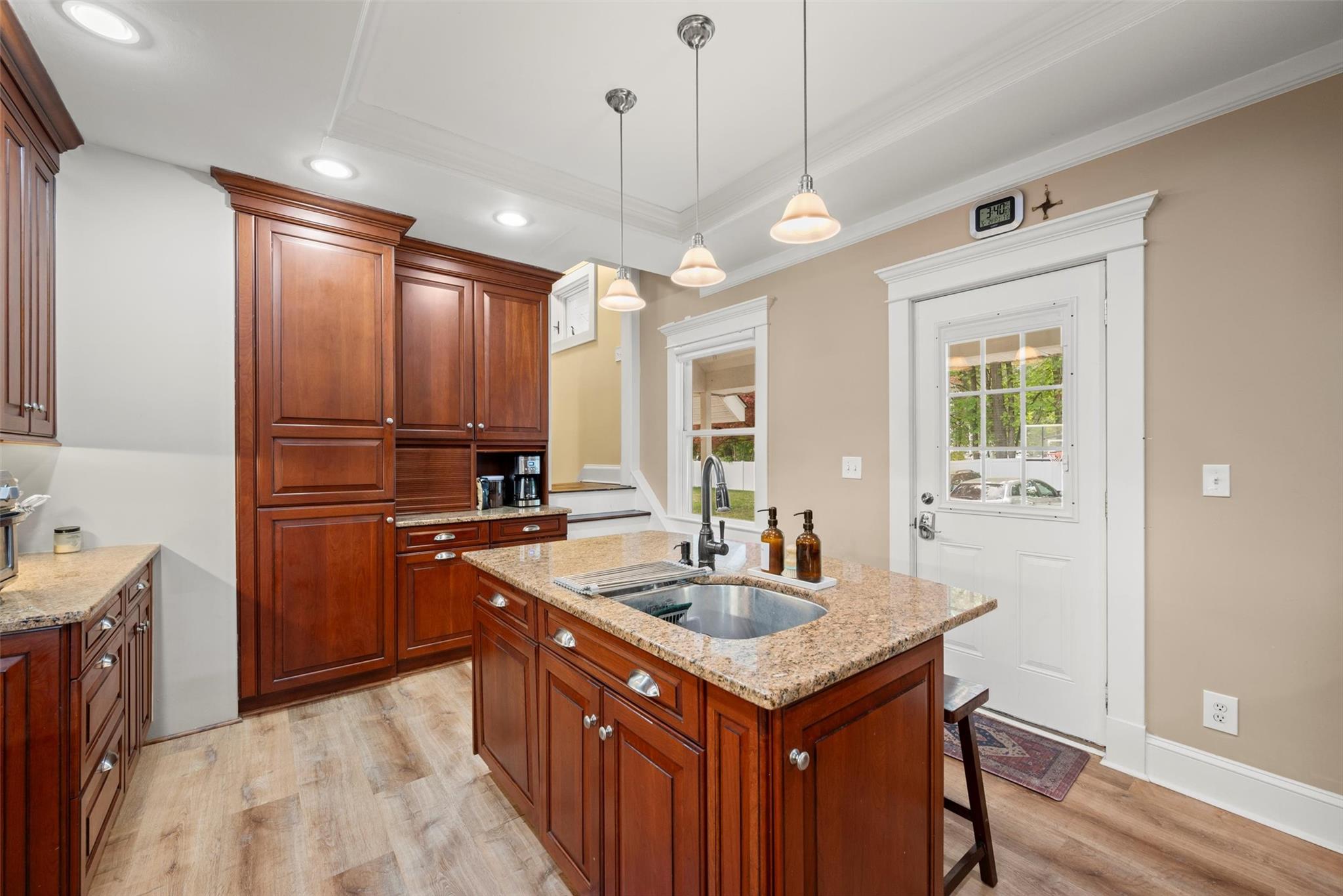 32 Clinton Avenue, Warwick, New York image 13
