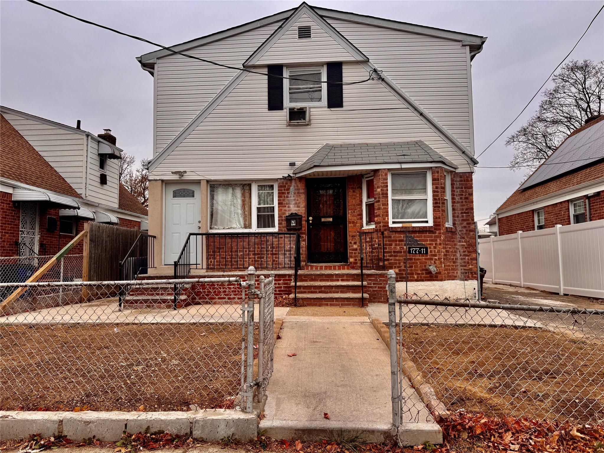 136th Ave Ave, Jamaica, Queens, NY - 6 Bedrooms  
3 Bathrooms - 