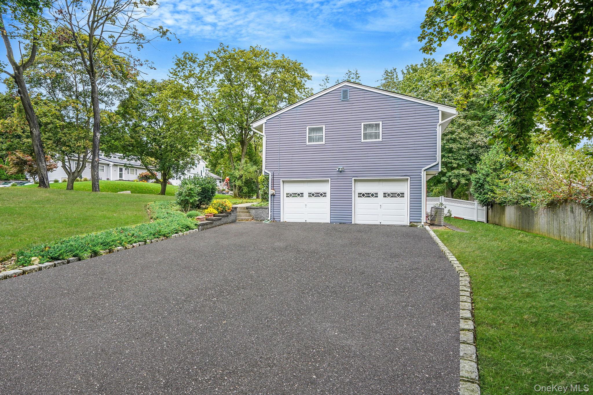 3 Selmar Court