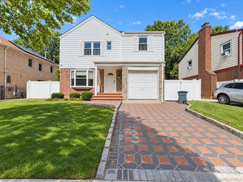 Homes For Sale - 21757 77th Avenue<br/> Oakland Gardens, NY 11364