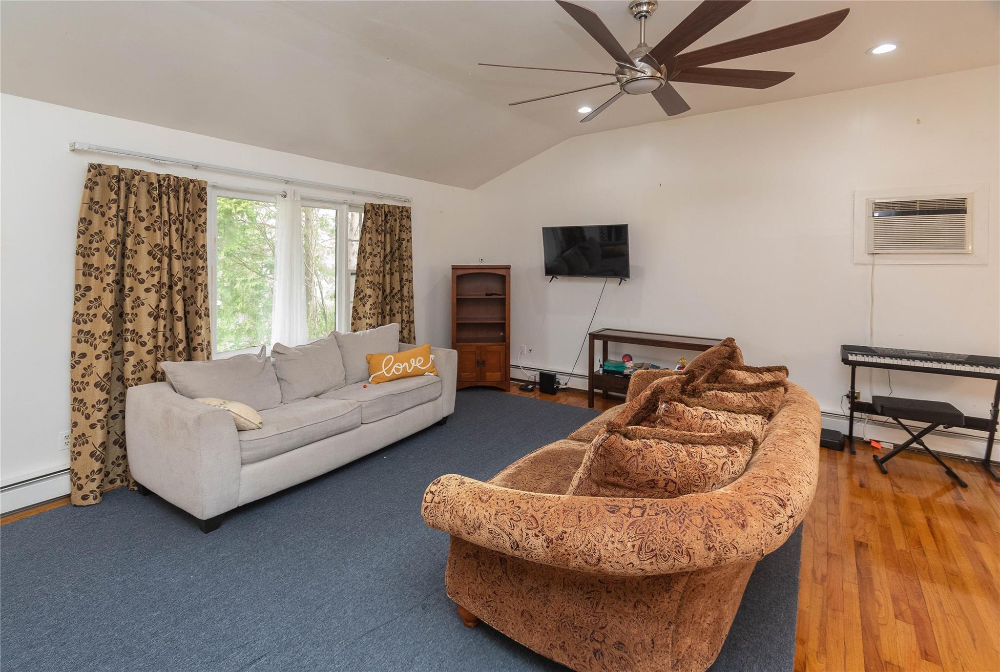 17 Sabra Lane, Wappingers Falls, New York image 4