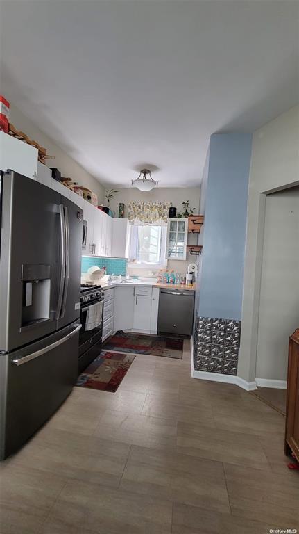 182 Lowell Avenue, Floral Park, New York image 21