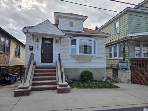 319 Beach 47th Street Far Rockaway NY 11691