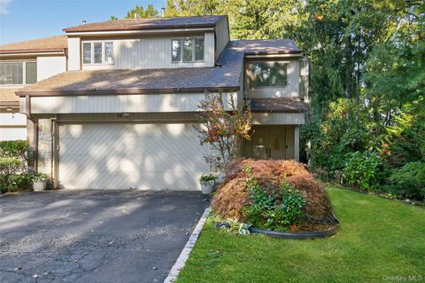 11 Willada Lane Glen Cove NY 11542