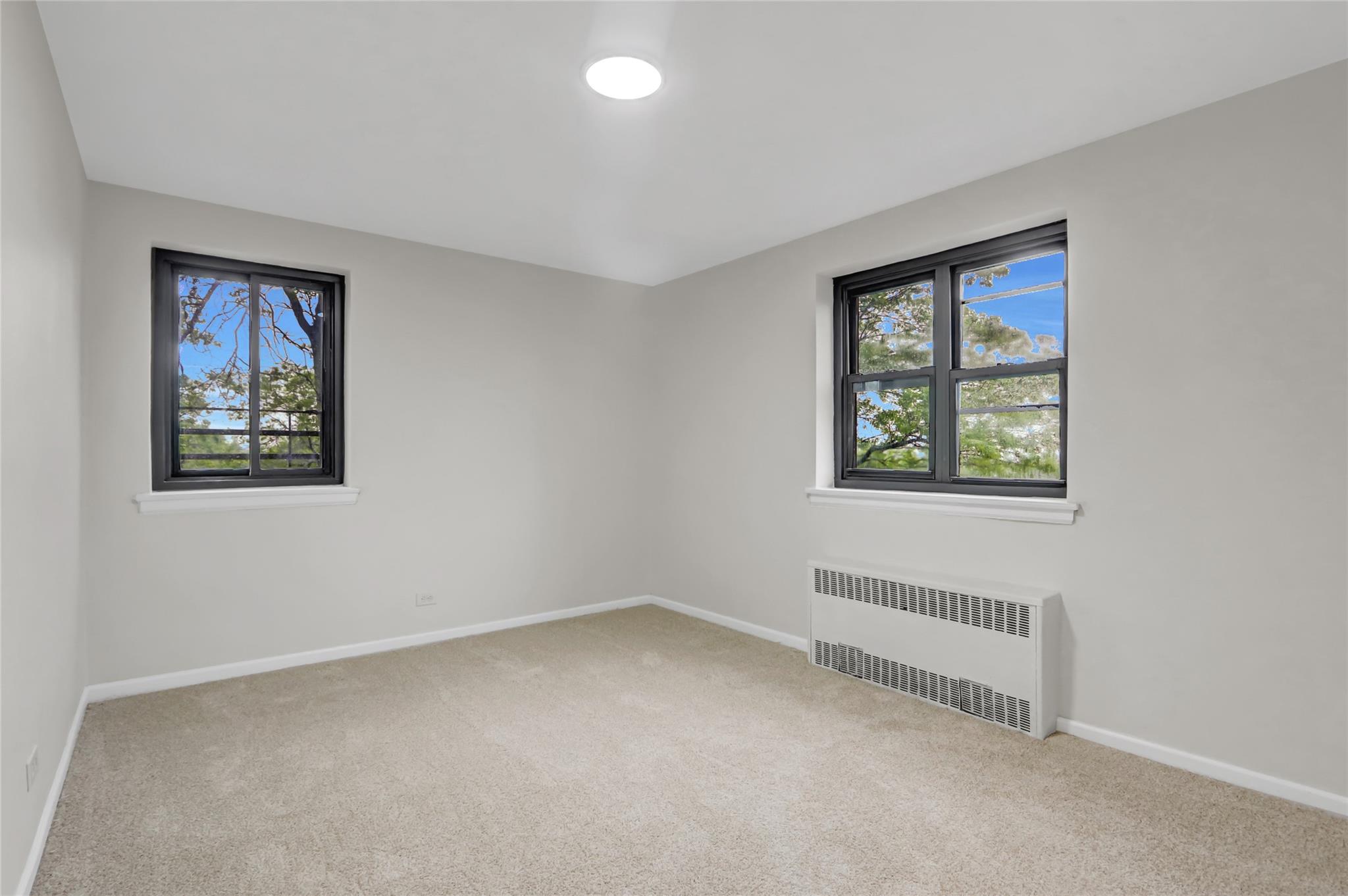 204-15 Foothill Avenue #B53, Hollis, New York image 5