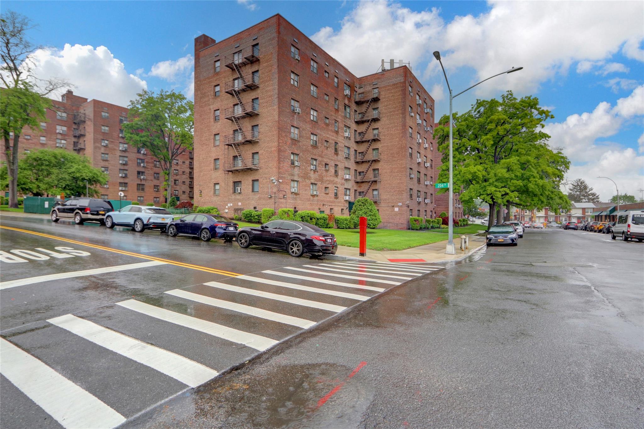 204-15 Foothill Avenue #B53, Hollis, New York image 3
