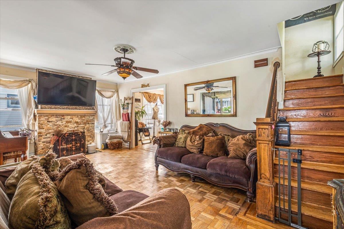 321 Rolling Street, Malverne, New York image 5