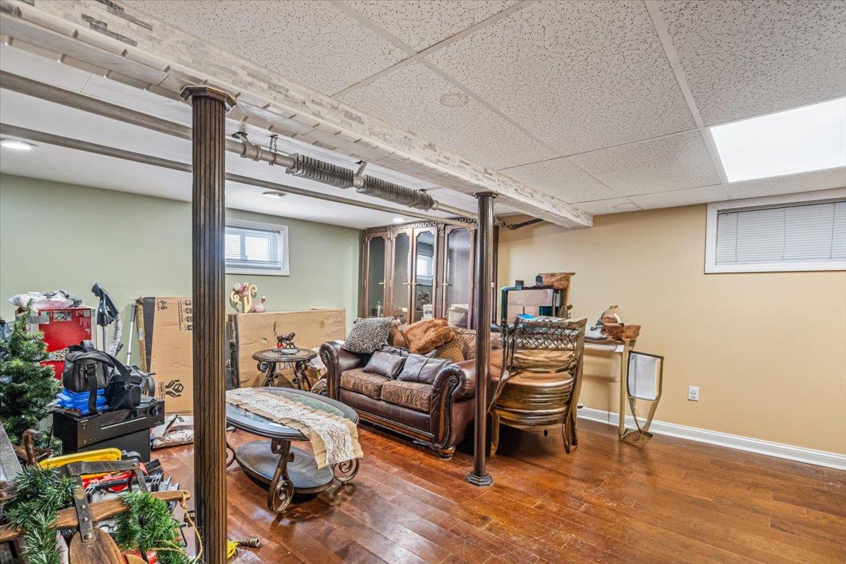 321 Rolling Street, Malverne, New York image 10