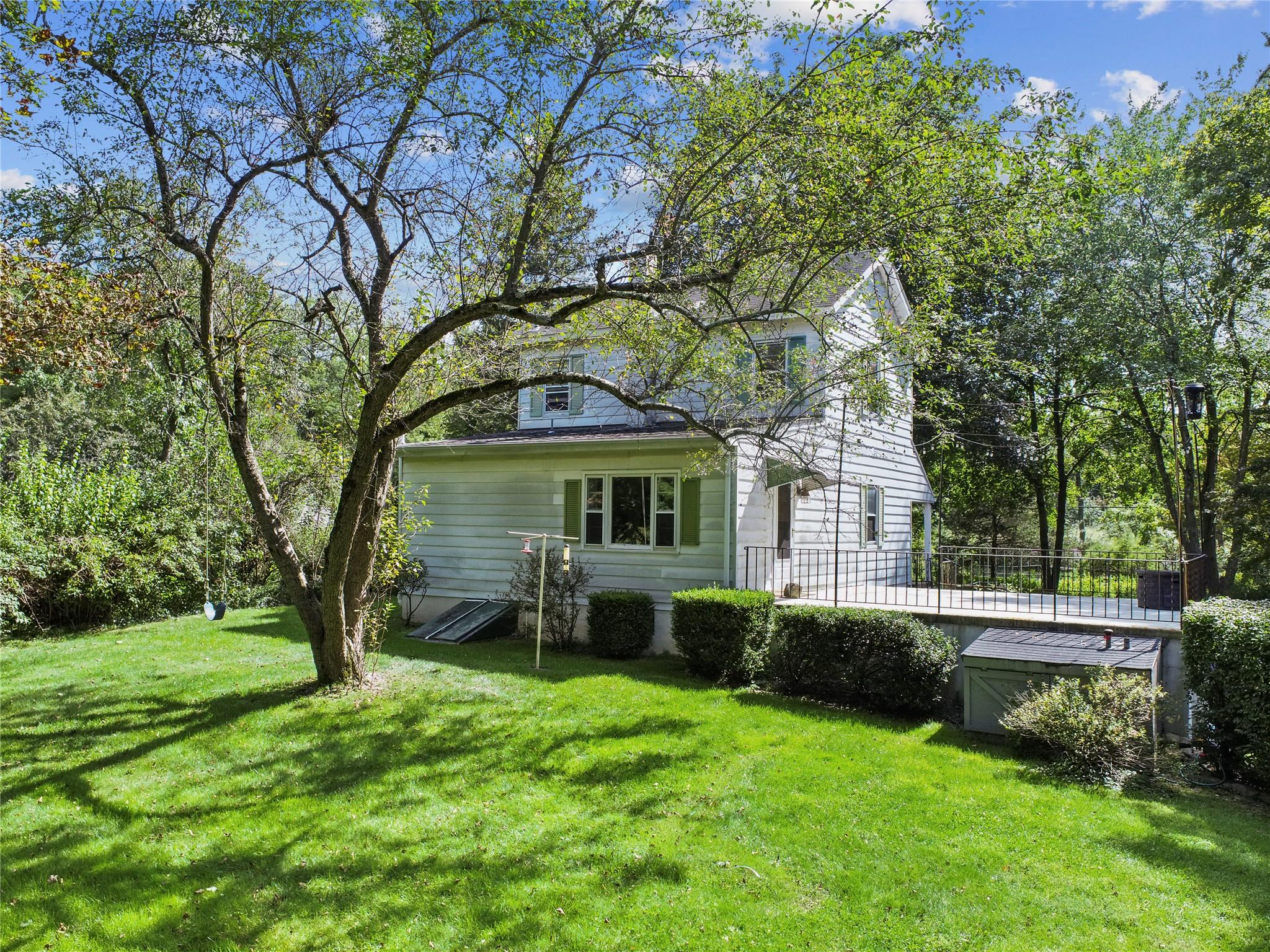 16 Nelson Lane, Garrison, New York image 6