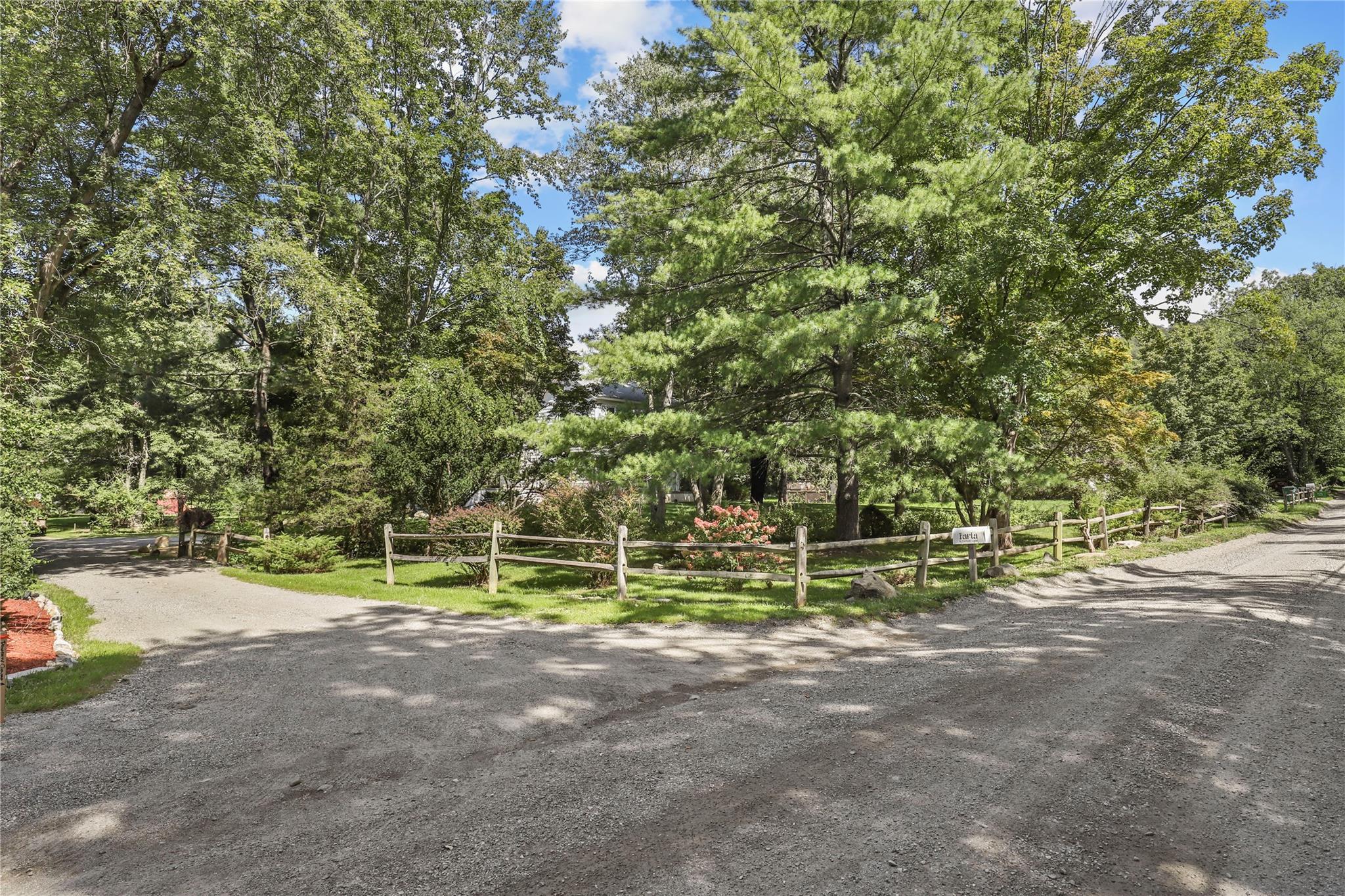 16 Nelson Lane, Garrison, New York image 23