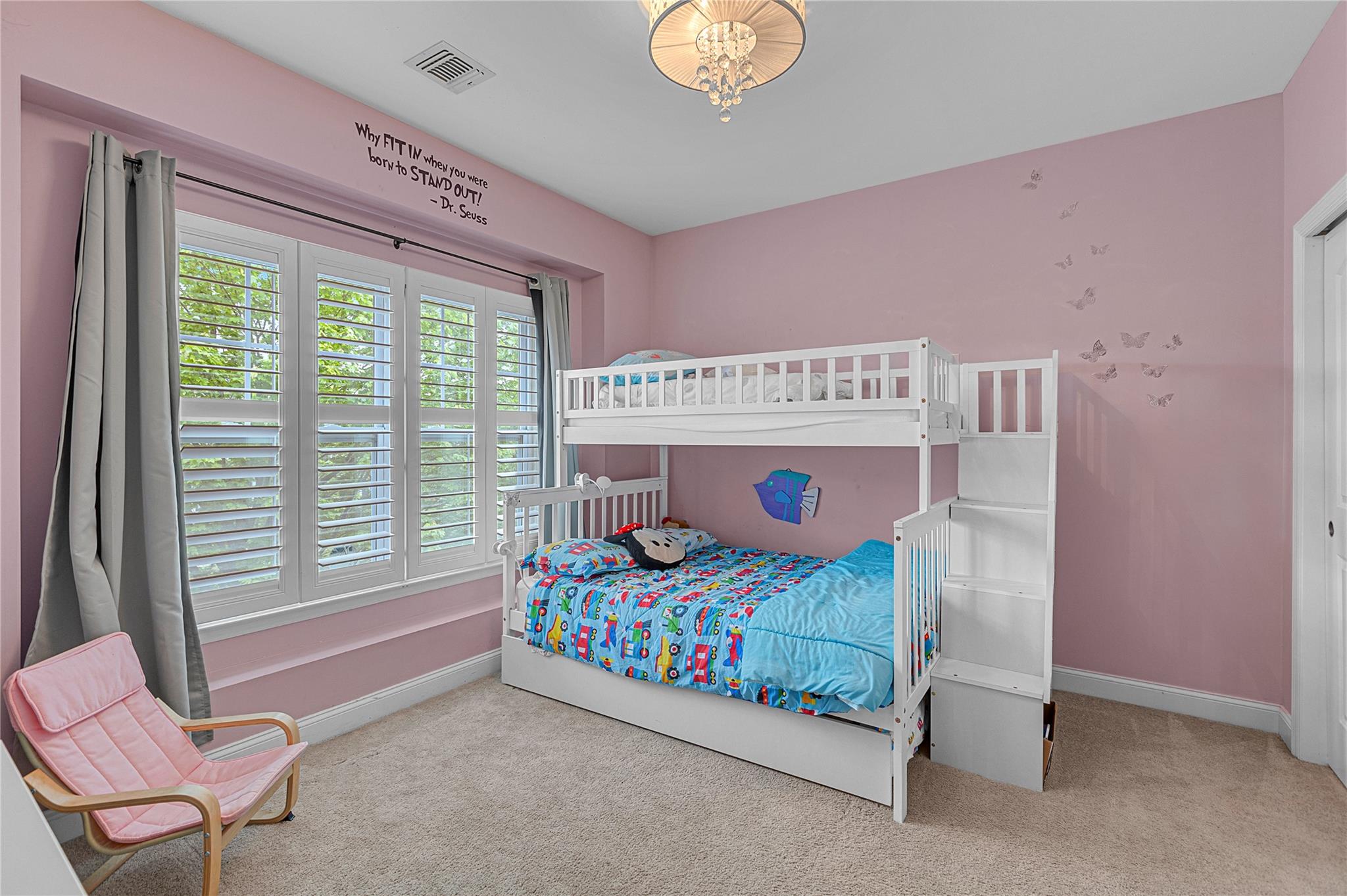 27 Lager Lane, Patchogue, New York image 16