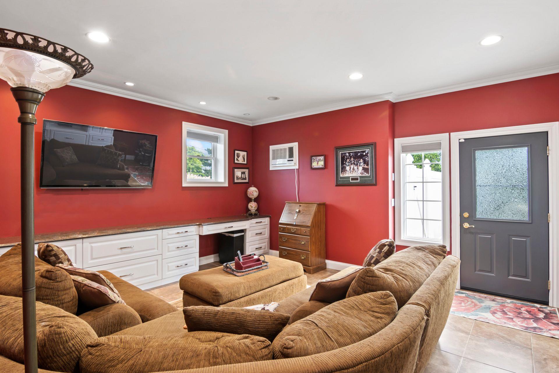 6 West Shore Road, Bay Shore, New York image 26