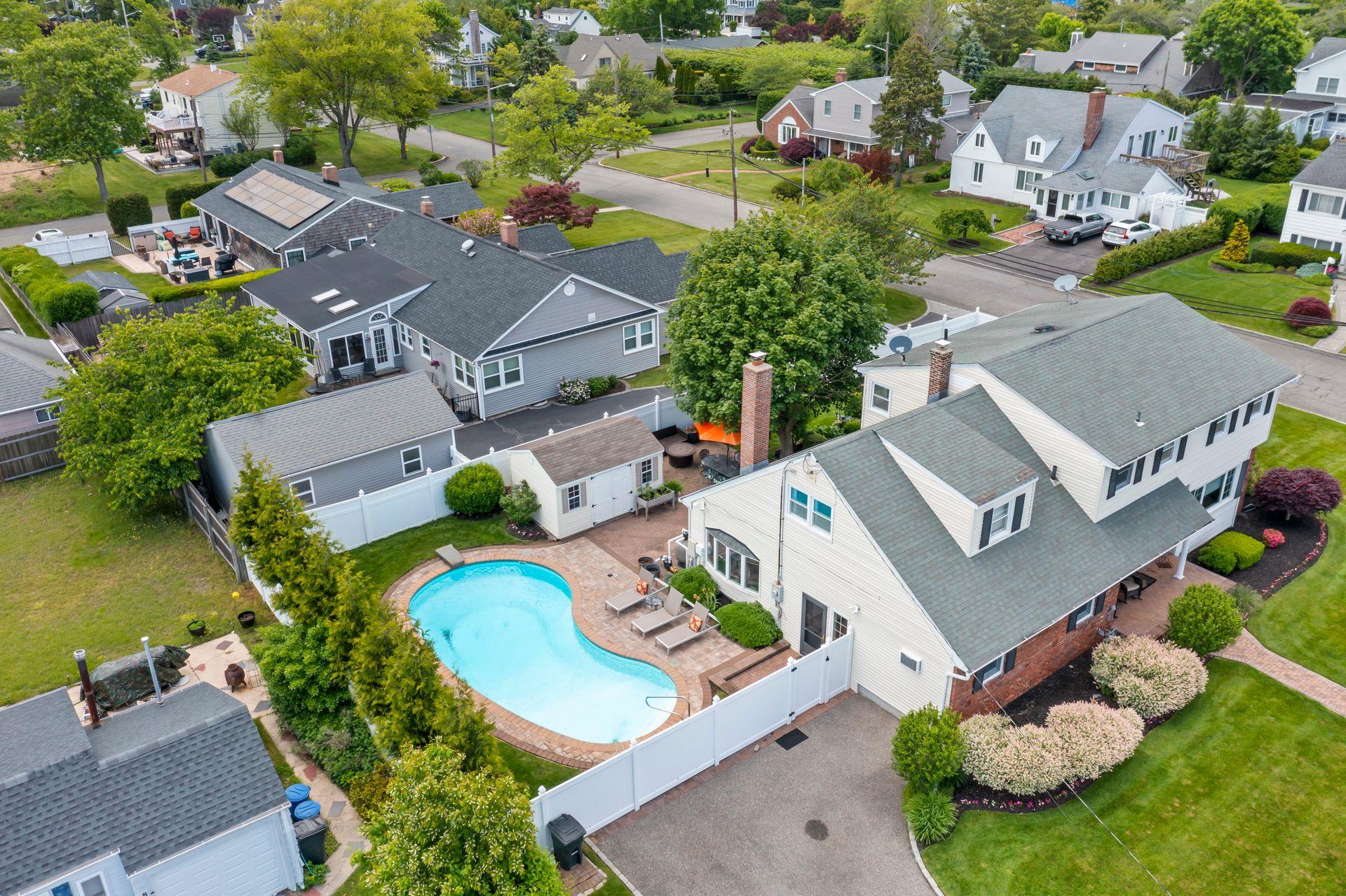 6 West Shore Road, Bay Shore, New York image 45