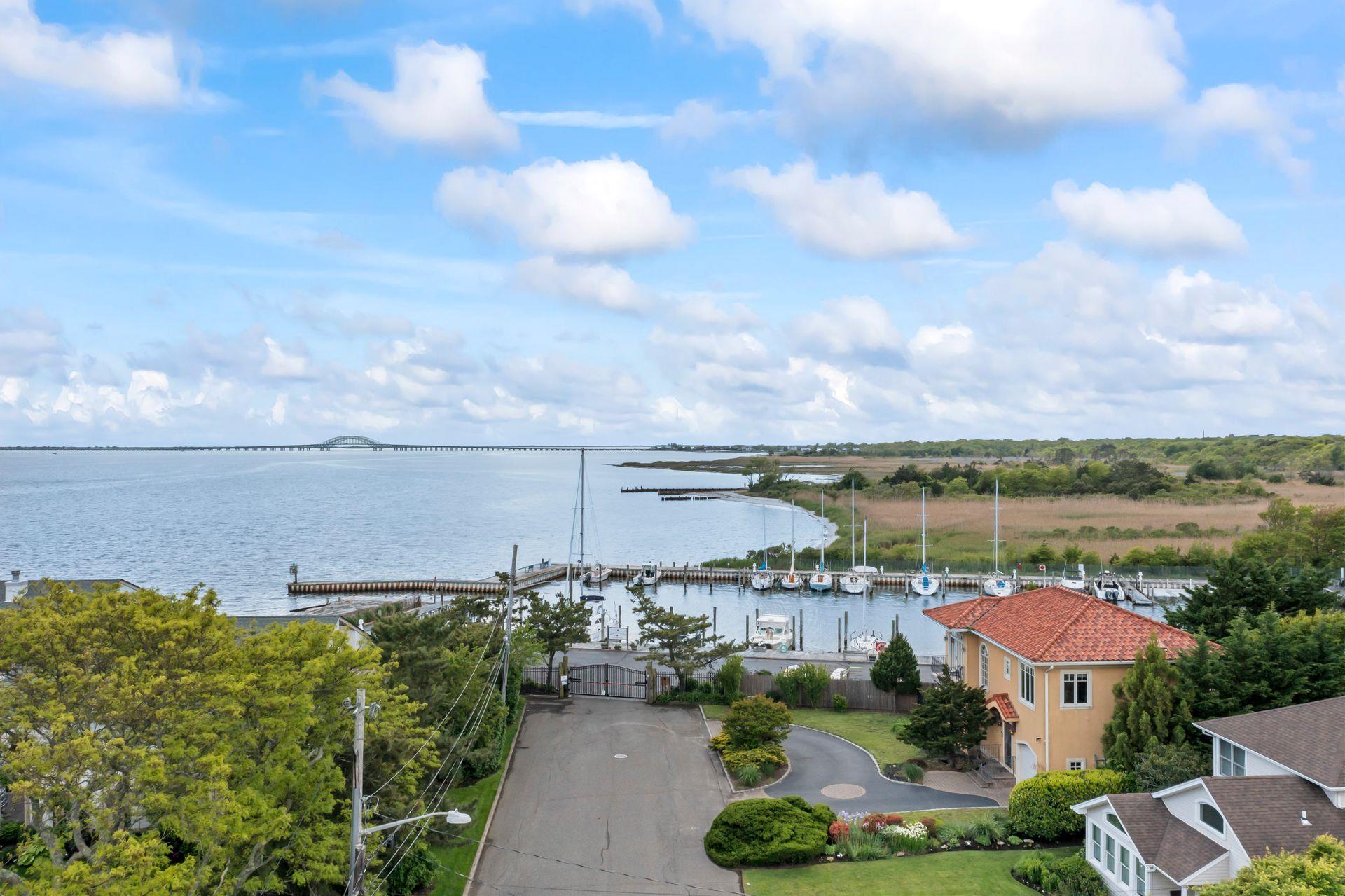 6 West Shore Road, Bay Shore, New York image 49