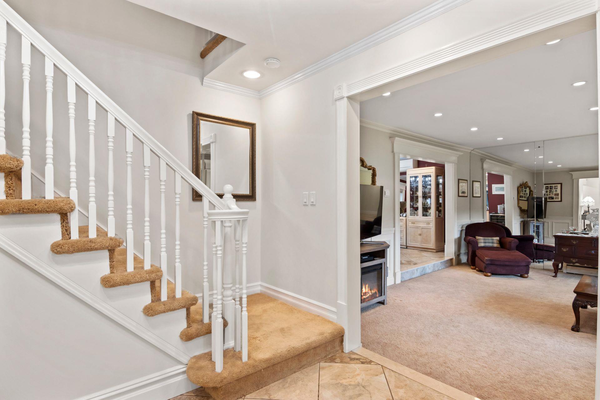 6 West Shore Road, Bay Shore, New York image 9