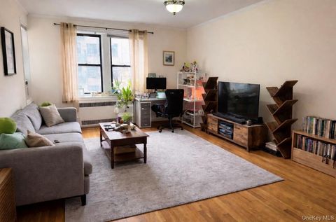 300 Main Street 2E White Plains NY 10601