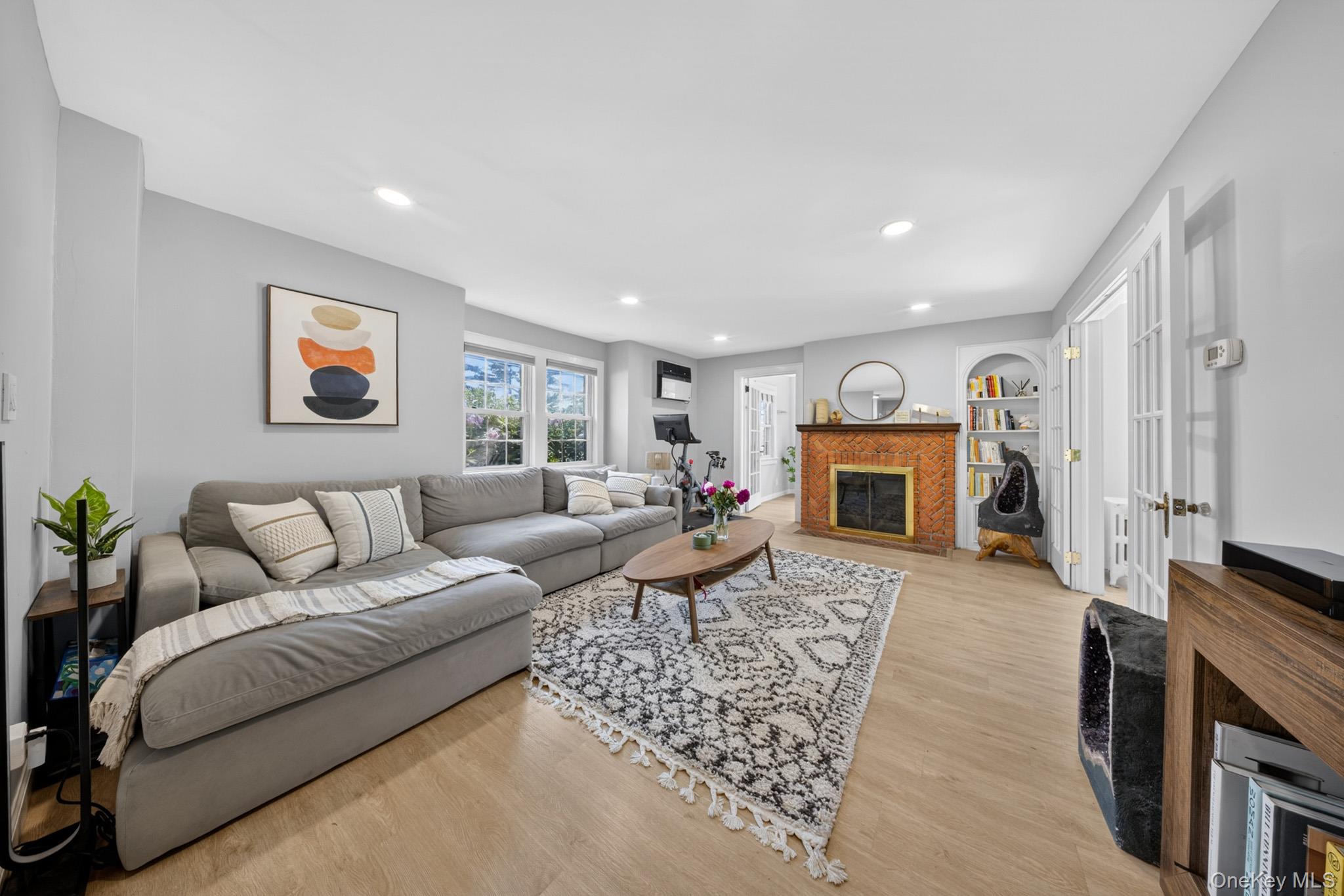 66 Walter Avenue