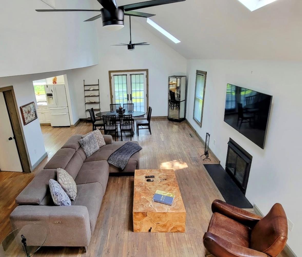 33 Whalers Drive, Sag Harbor, New York image 14