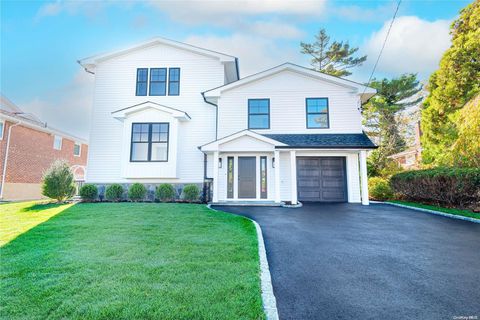 1956 Leonard Lane Merrick NY 11566