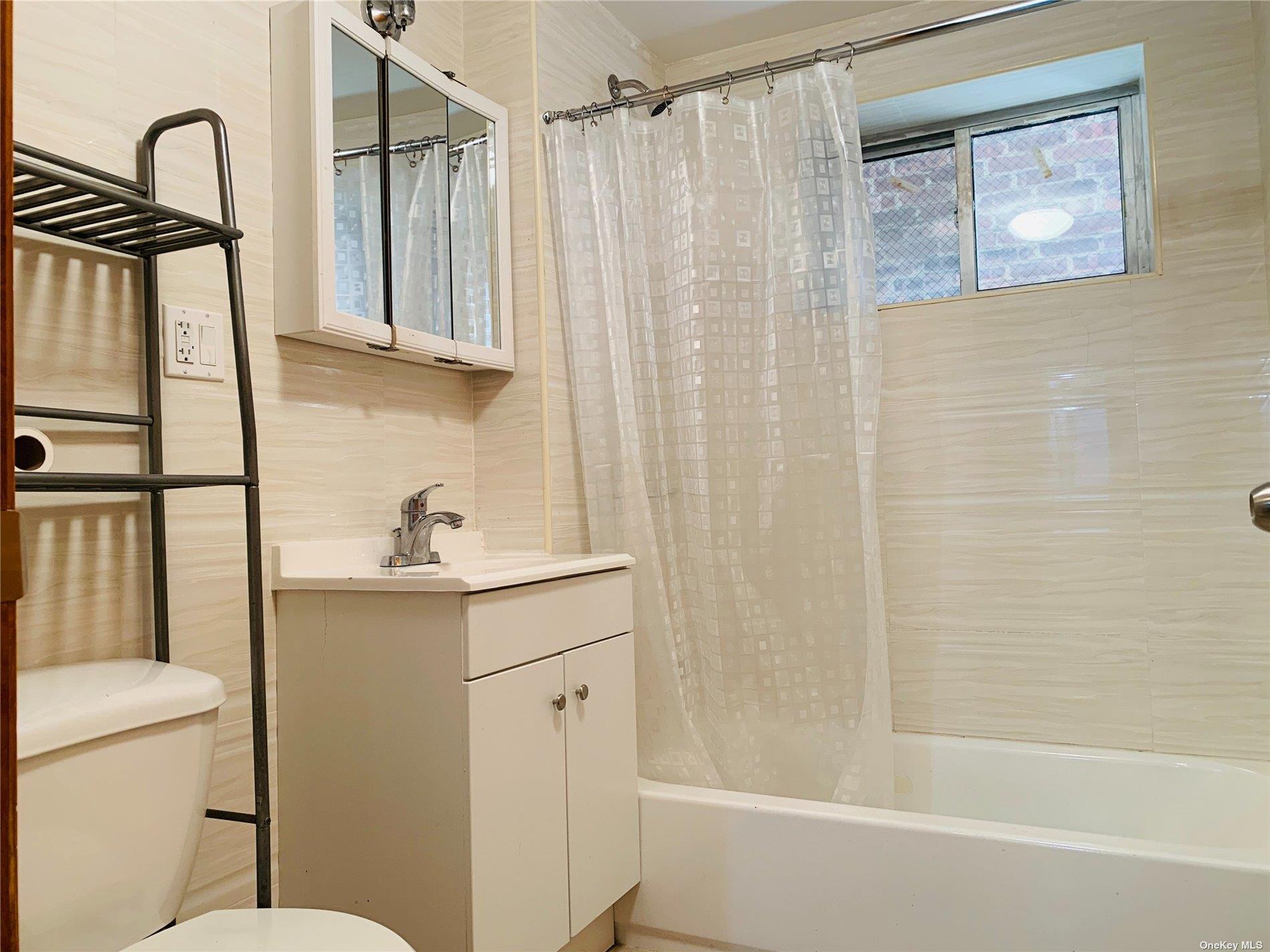 4239 W Judge Street #2A, Elmhurst, New York image 5
