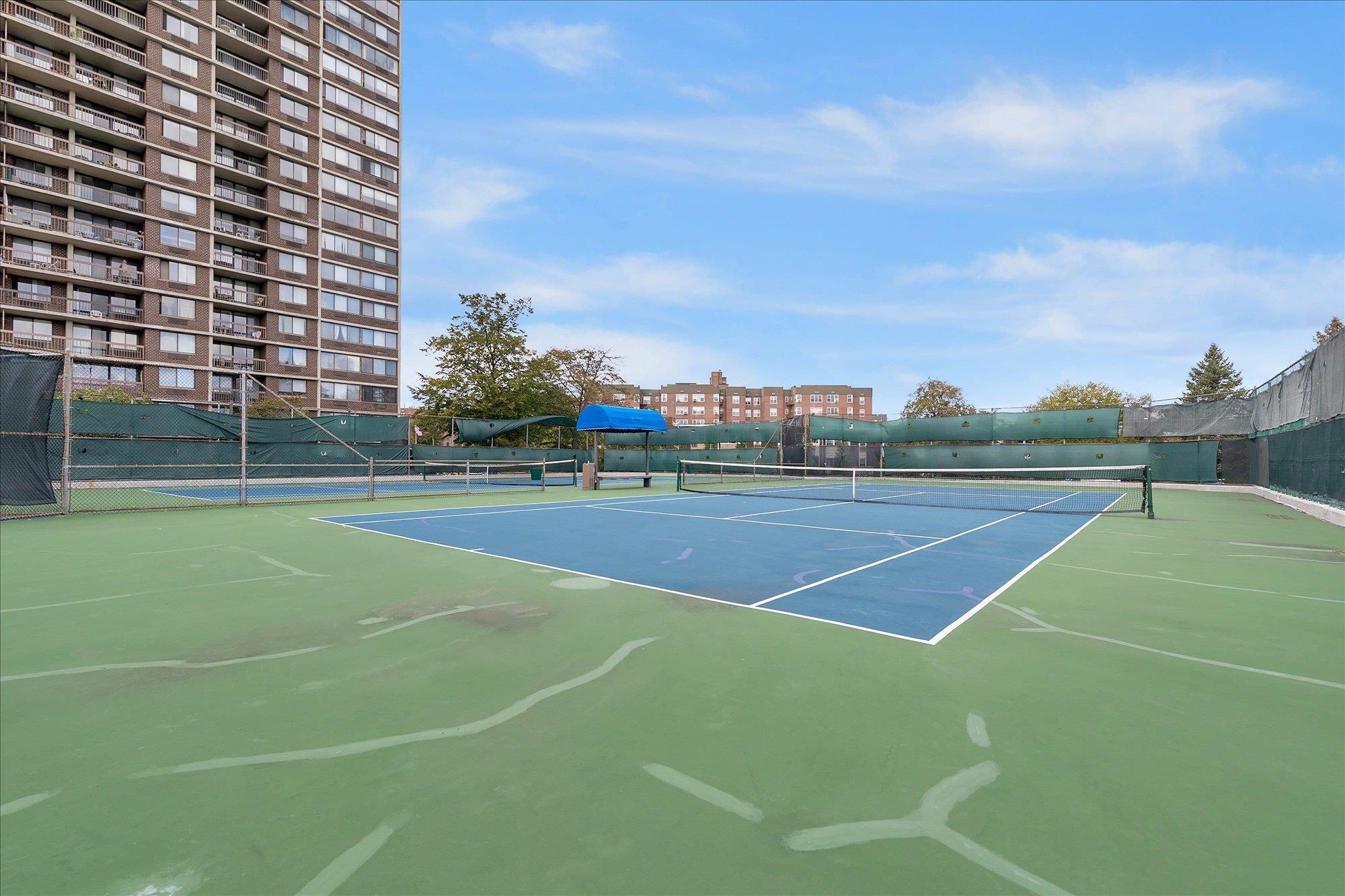 2 Bay Club Drive #10A, Bayside, New York image 21