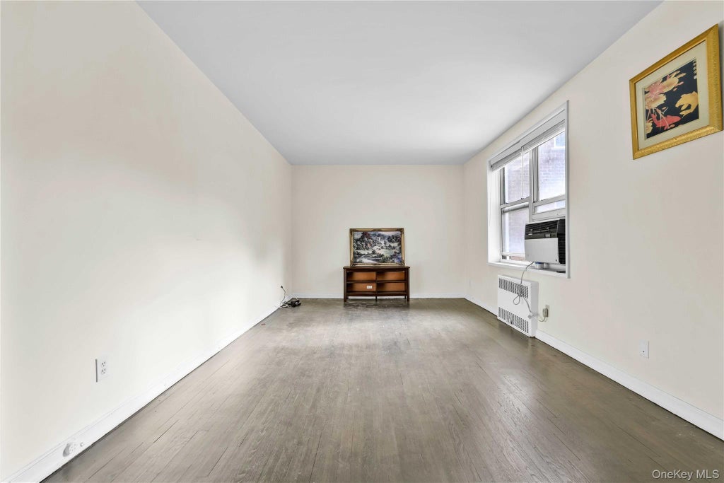 Photo of 27-10 Parsons Boulevard #2F, Flushing, NY 11354 (MLS # 1051511)