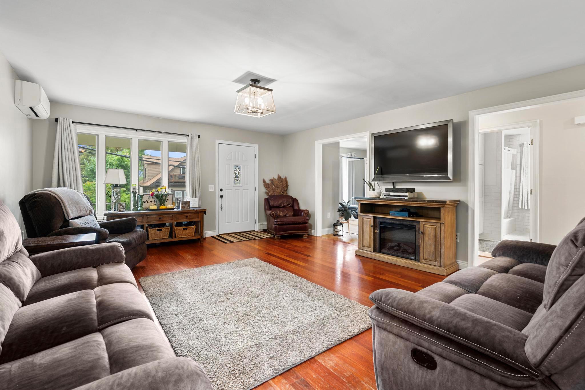 219 Tompkins Avenue, Yonkers, New York image 5