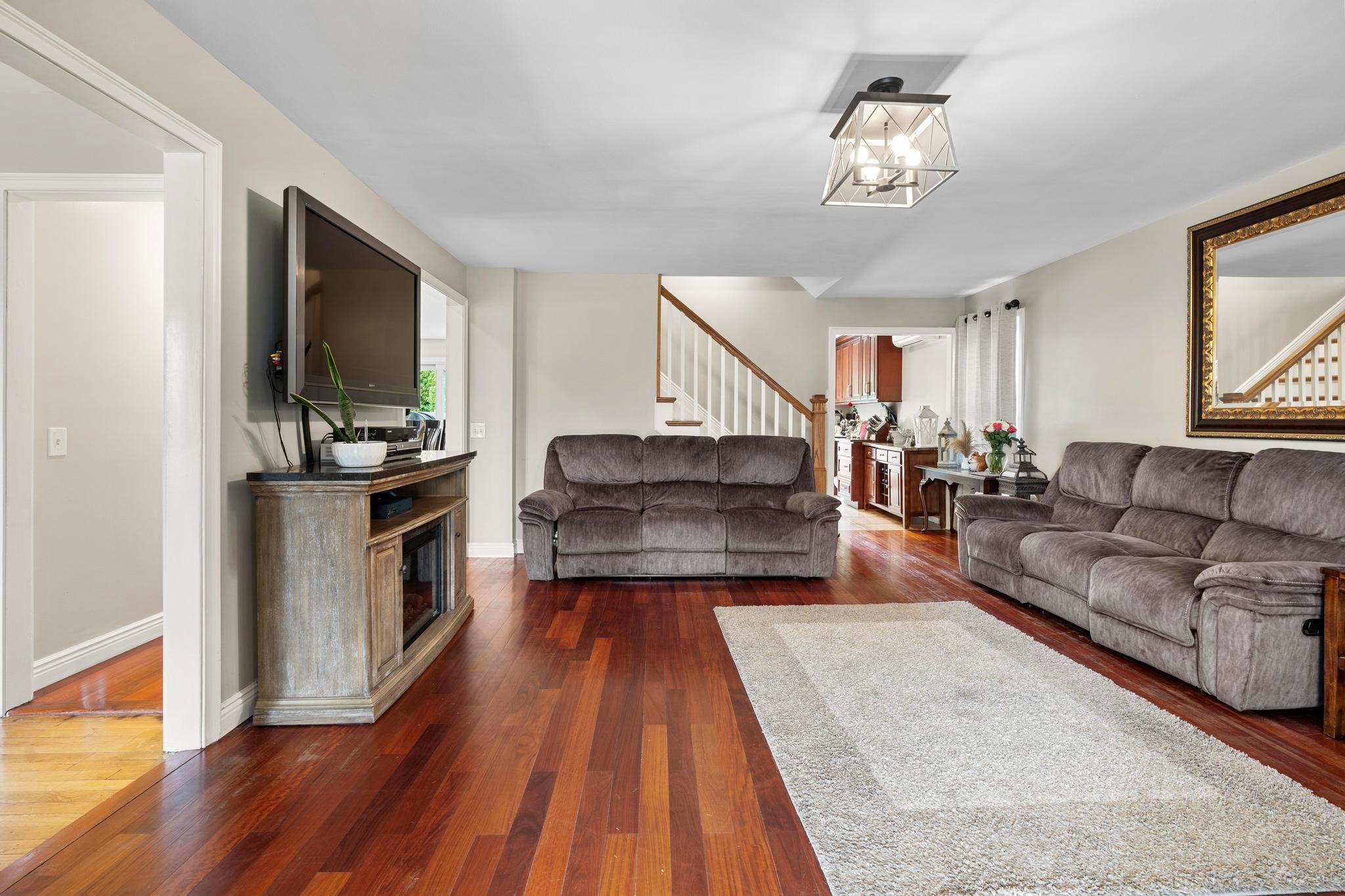 219 Tompkins Avenue, Yonkers, New York image 4