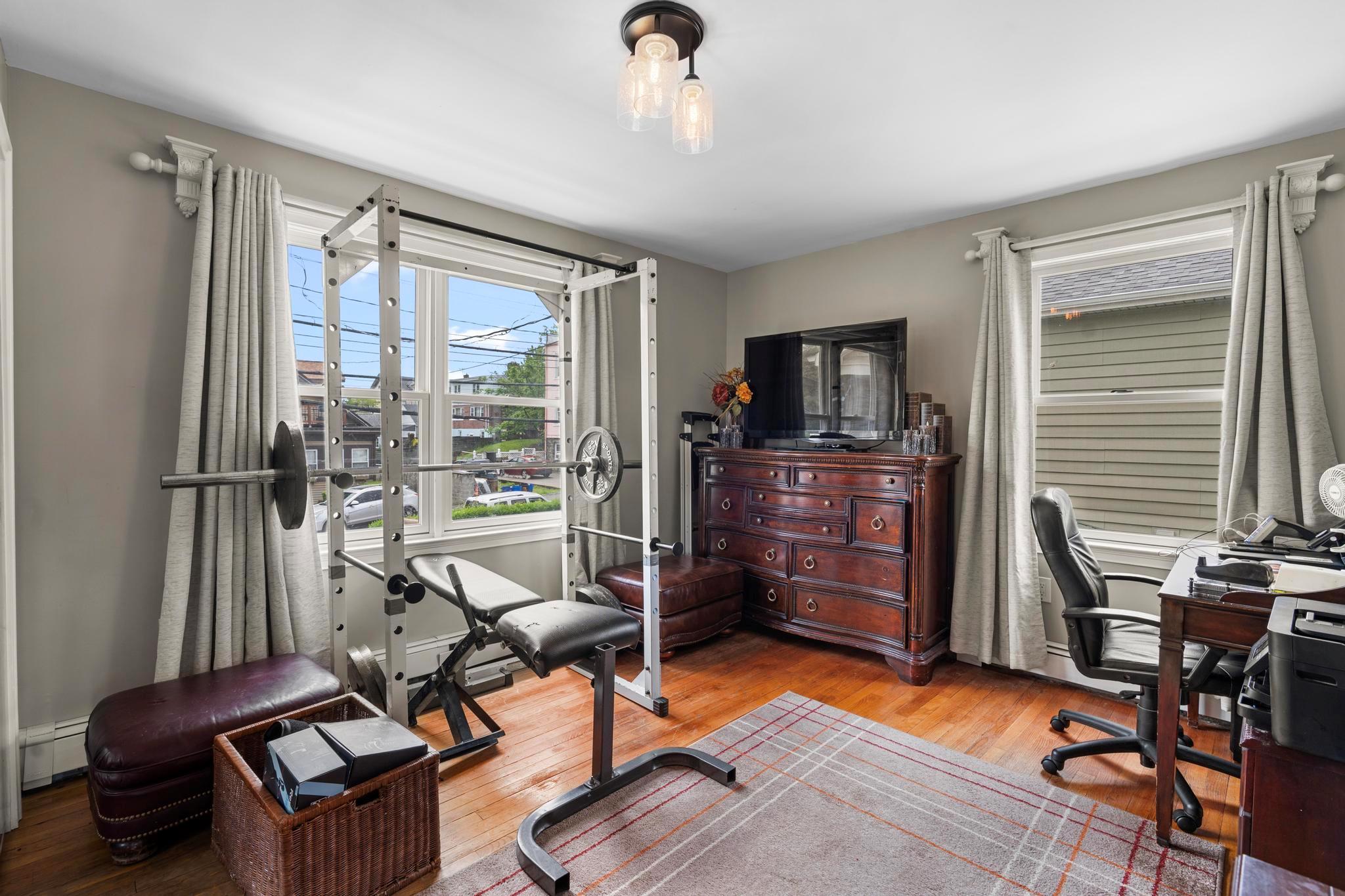 219 Tompkins Avenue, Yonkers, New York image 11