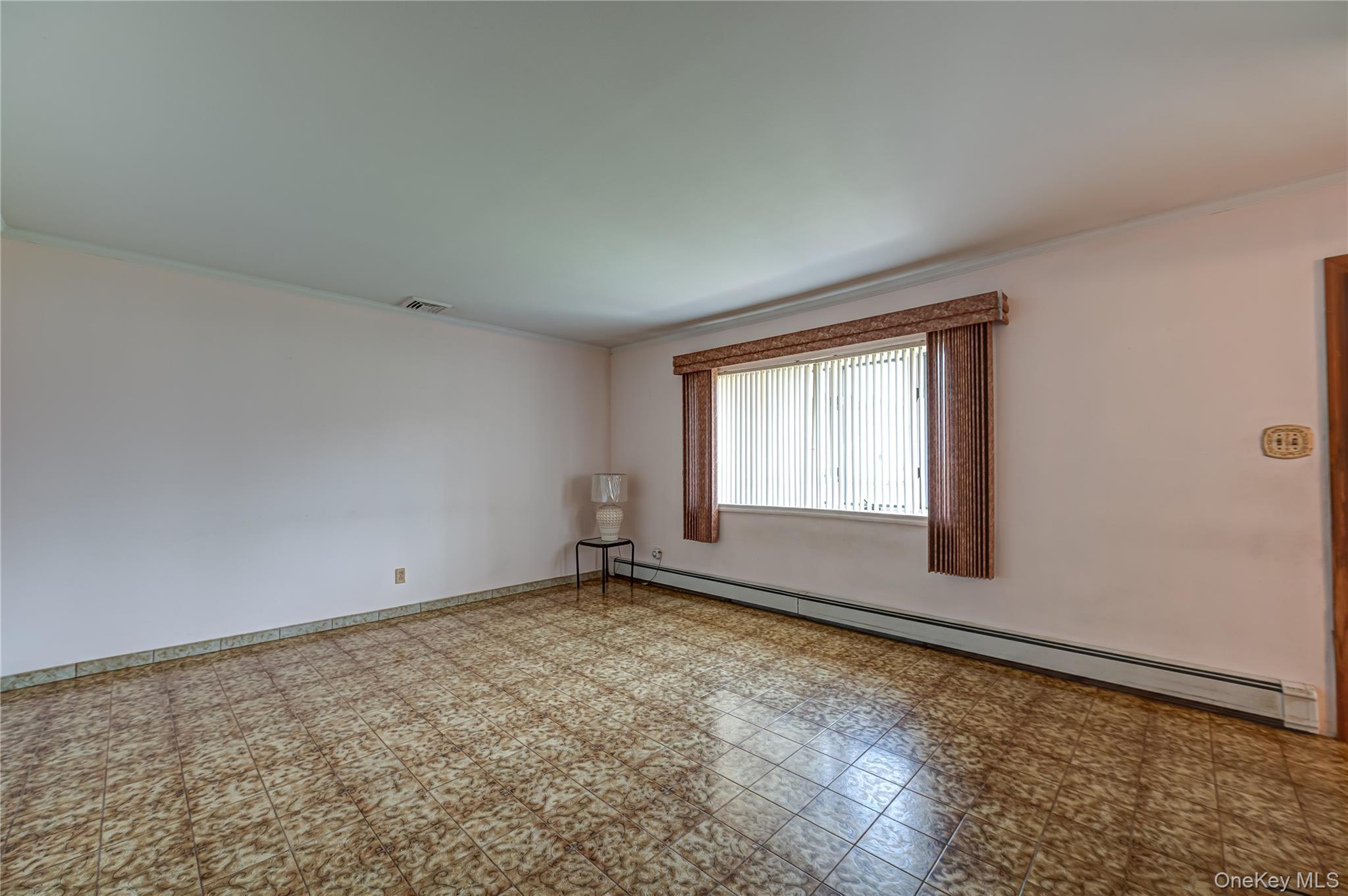 3986 Maplewood Drive - Photo 3