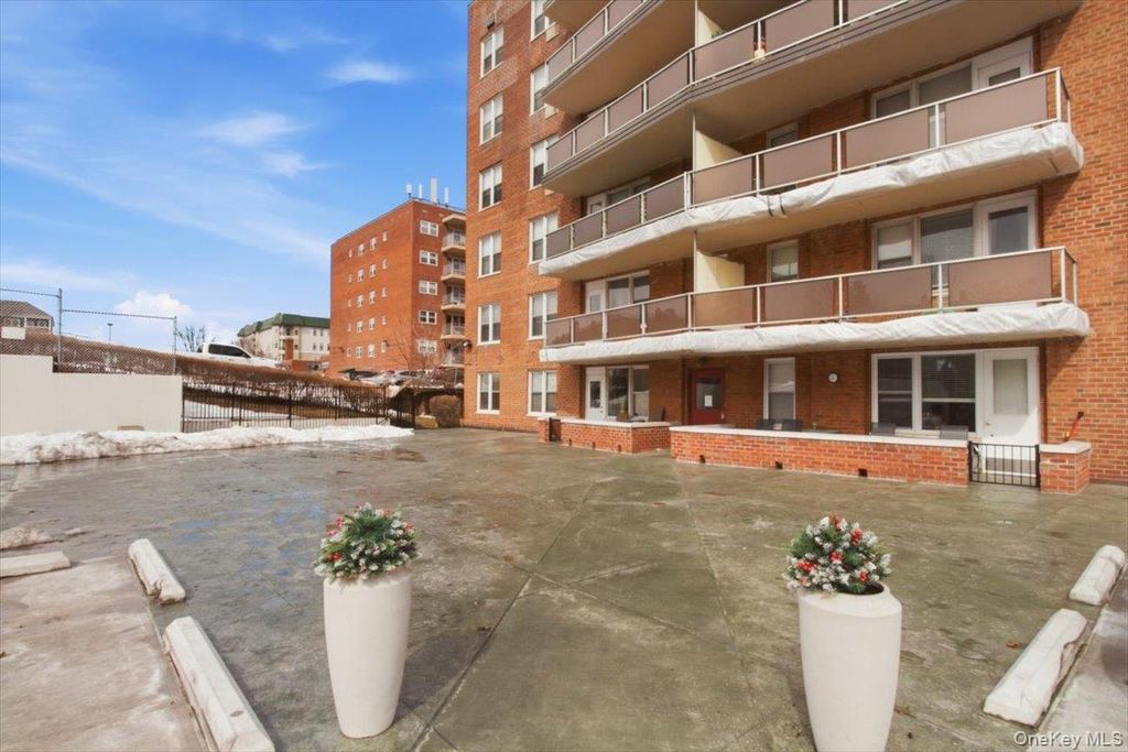 Photo of 360 Westchester Avenue #622, Port Chester, NY 10573 (MLS # 961222)