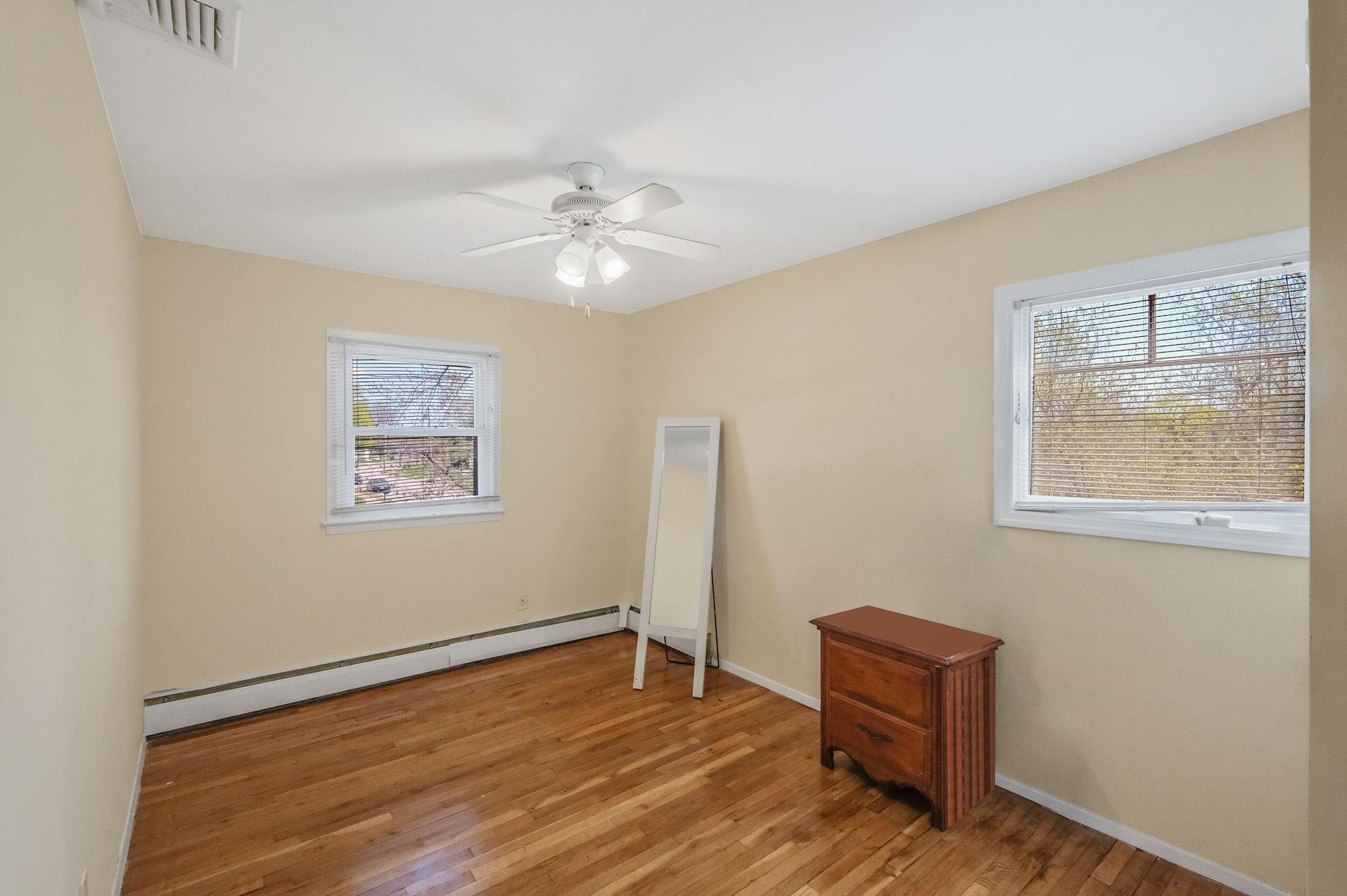67 Landscape Drive, Wheatley Heights, New York image 39